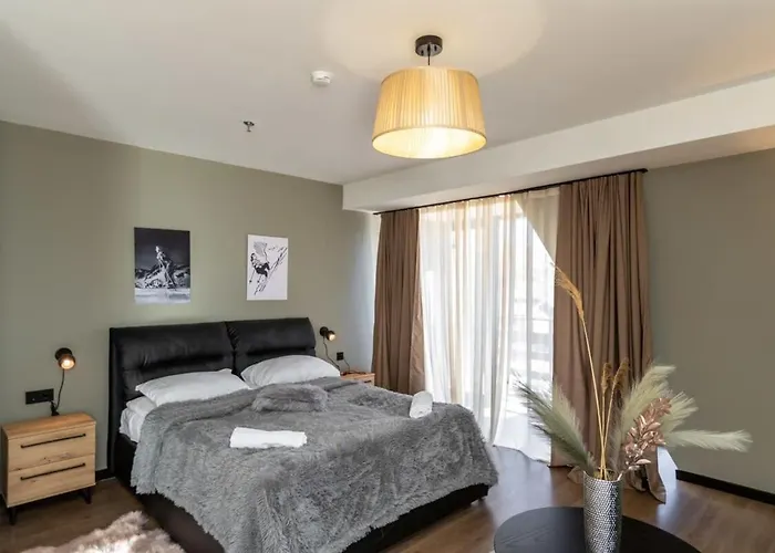 Super Stylish And Cozy 2 Bedroom 4Or6 People Apartment In Key Location In Marshall Gudauri Project Ski Resort